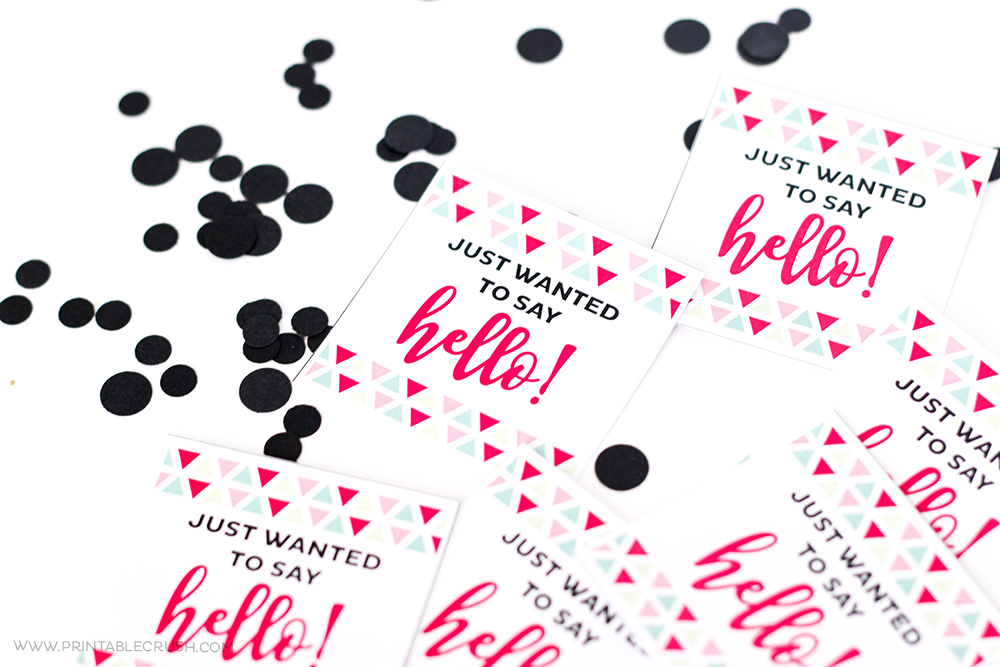 It's always a good time to make someone's day with these Hello Printable Gift Tags! Attach them to some candy bars for a simple and delicious gift.