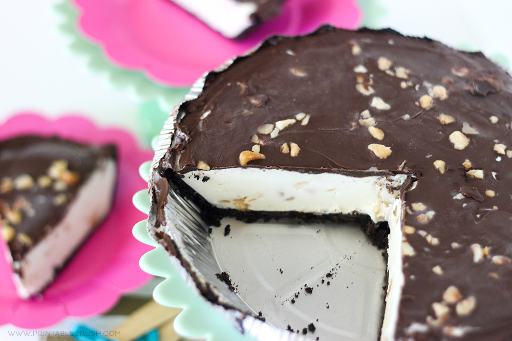 This Chocolate Macadamia Ice Cream Pie Recipe is irresistible and so incredibly easy to make! You only need 4 ingredients to make this ice cream pie!
