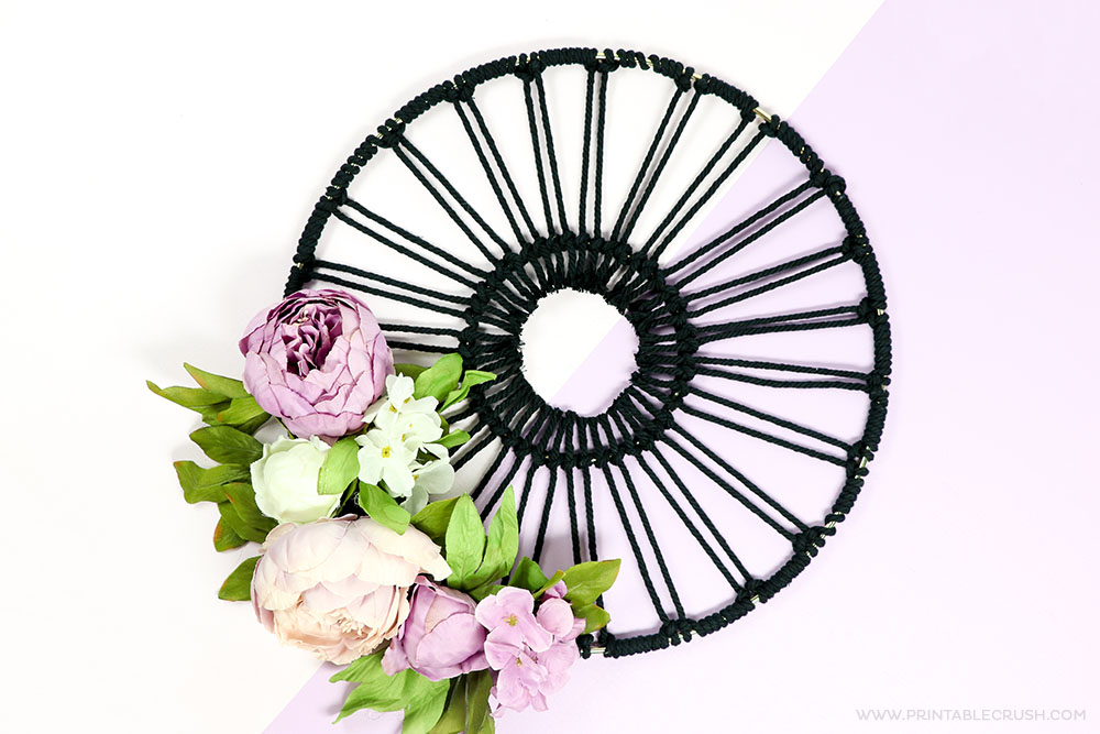 Create this easy Macrame Hoop Wreath for your modern decor. Perfect for a tween room design!