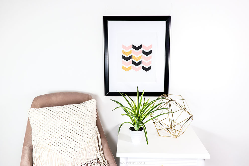 Display your kids artwork with snapezo frames - I'll tell you how to go from canvas to creation to artwork in this super fun tutorial!